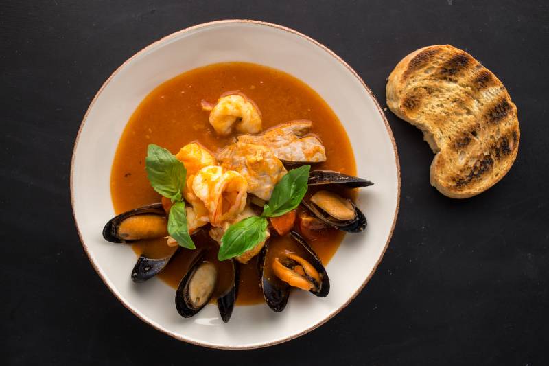 Cioppino - CookinGenie