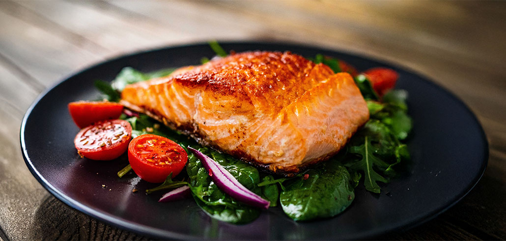 Seared Salmon Salad